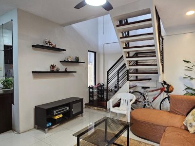 3 Bedroom 110 sqm lot Beachside Family Home in Corona Del Mar