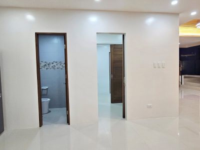 Contemporary House & Lot for Sale in Corona Del Mar Talisay