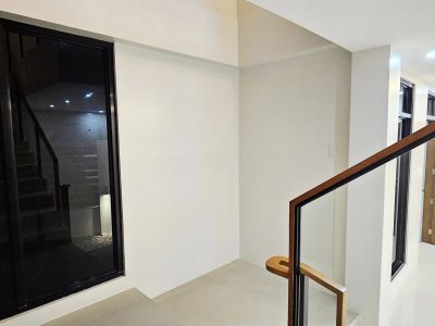 Contemporary House & Lot for Sale in Corona Del Mar Talisay